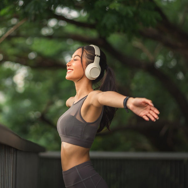 Ashwagandha Gummies for Women: What Does Ashwagandha Do for Women’s Wellness? - Dr. Moritz